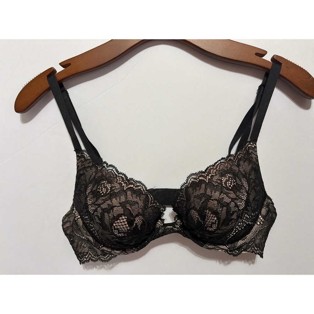 Victoria's Secret 34B Black Nude Floral Lace Push Up Plunge Underwire Bra